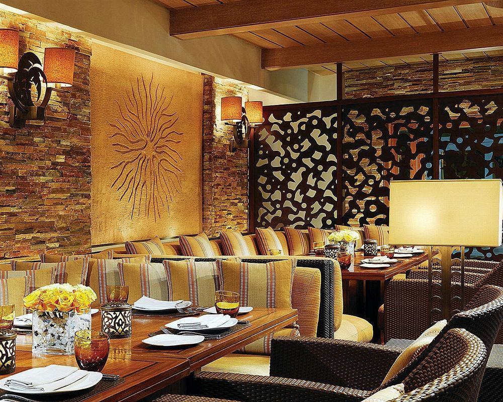 Four Seasons Cairo At The First Residence Giza Ресторант снимка The interior of the restaurant