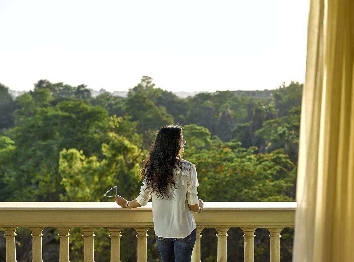 Four Seasons Cairo At The First Residence Giza Екстериор снимка A guest at the Taj Bengal