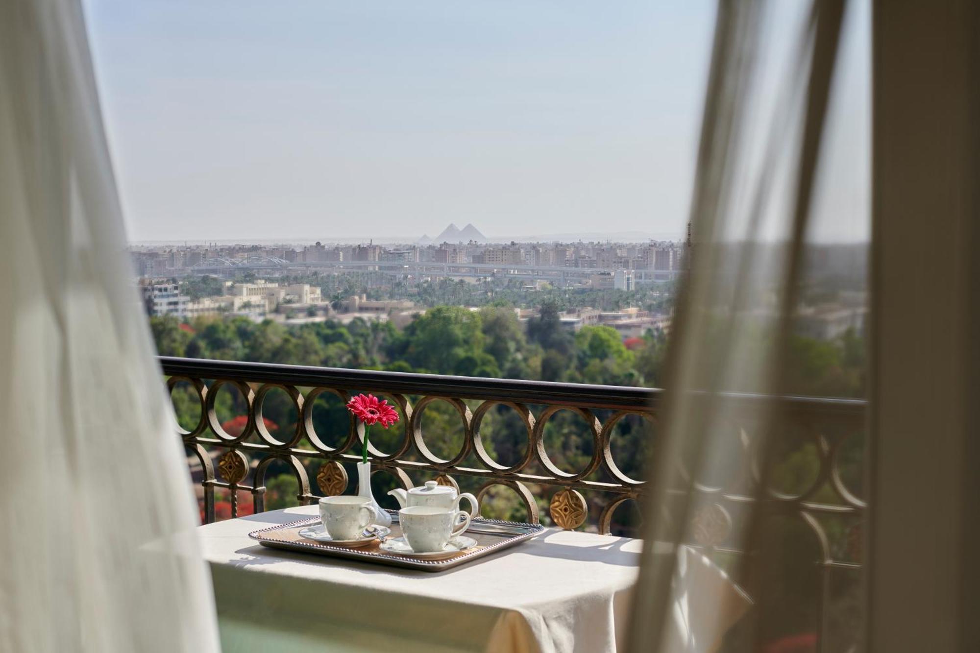 Four Seasons Cairo At The First Residence Giza Екстериор снимка View from the hotel