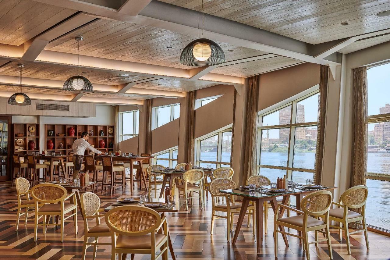 Four Seasons Cairo At The First Residence Giza Екстериор снимка The River Cafe