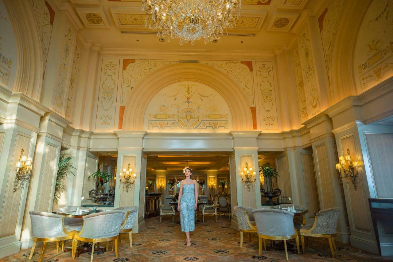 Four Seasons Cairo At The First Residence Giza Екстериор снимка The lobby of the hotel
